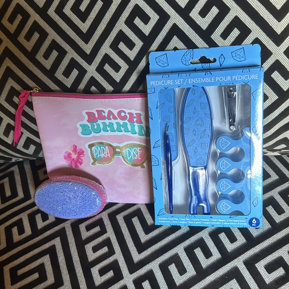 NWT mani/pedi travel bundle